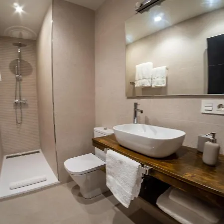 Vior Y Valdes كوذِييرو