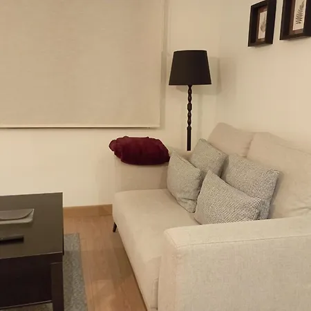 Vior Y Valdes Lägenhet *